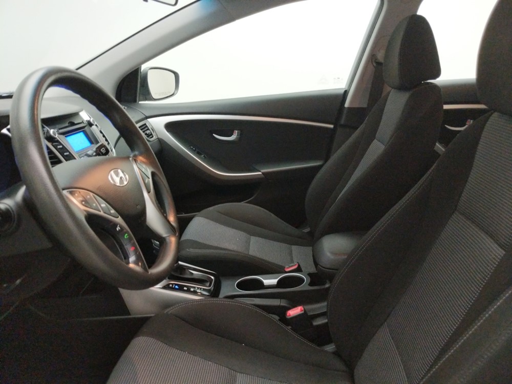 2014 Hyundai Elantra - Driver Front Seat