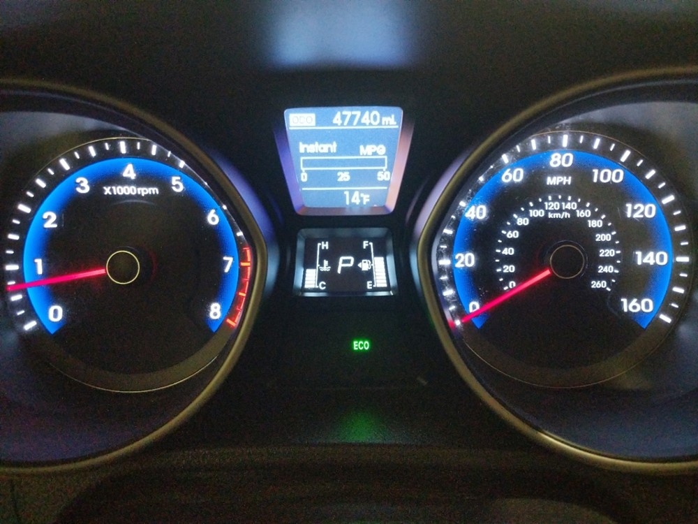 2014 Hyundai Elantra - Odometer Close Up