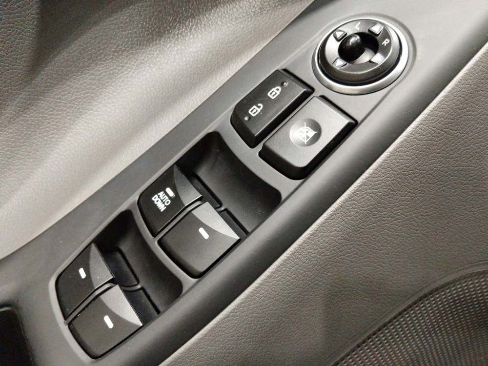 2016 Hyundai Elantra - Driver Power Windows/Lock Control