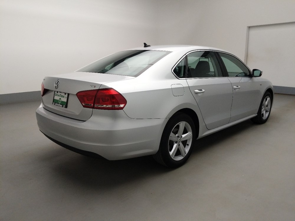 2015 Volkswagen Passat - Passenger Rear Bumper