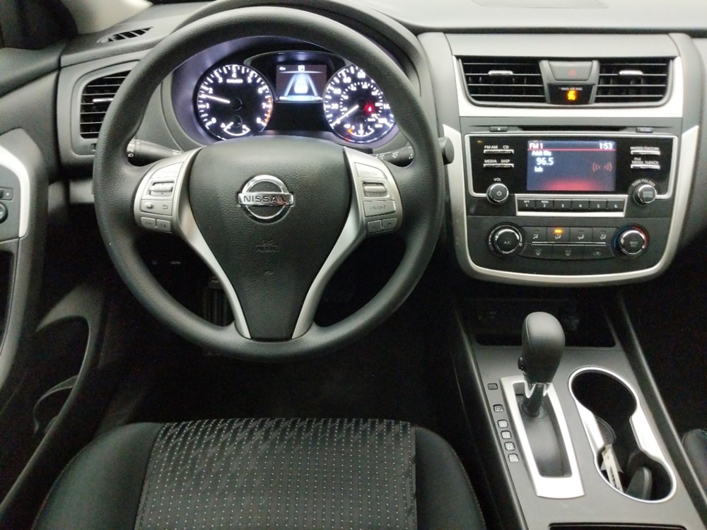 2017 Nissan Altima - Driver Dash