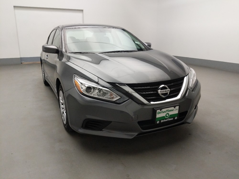 2017 Nissan Altima - Passenger Front Hood
