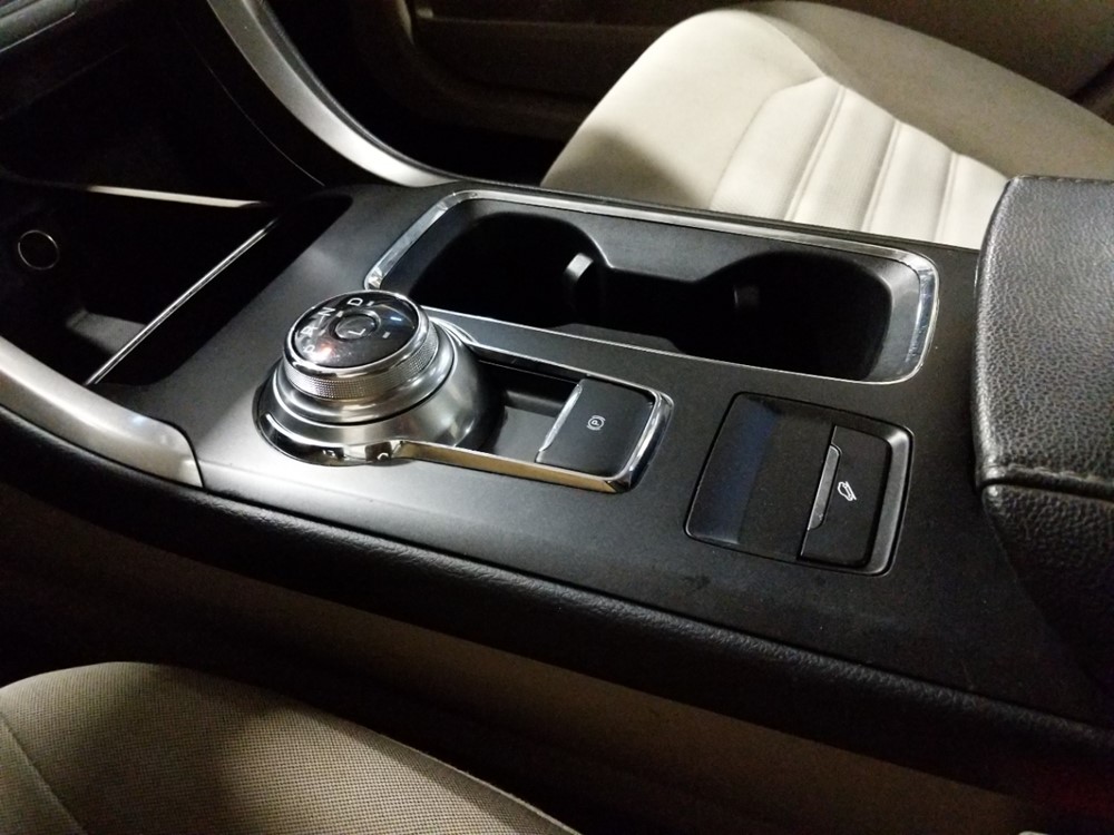 2017 Ford Fusion - Center Console/Cup Holders