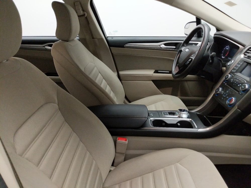 2017 Ford Fusion - Passenger Front Seat