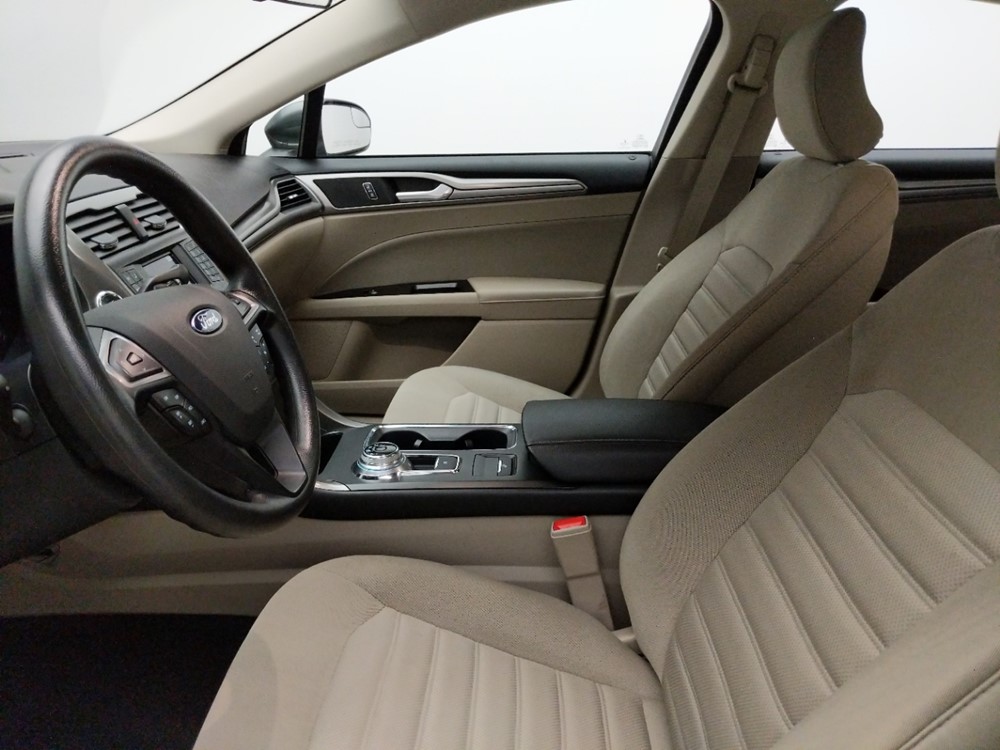 2017 Ford Fusion - Driver Front Seat