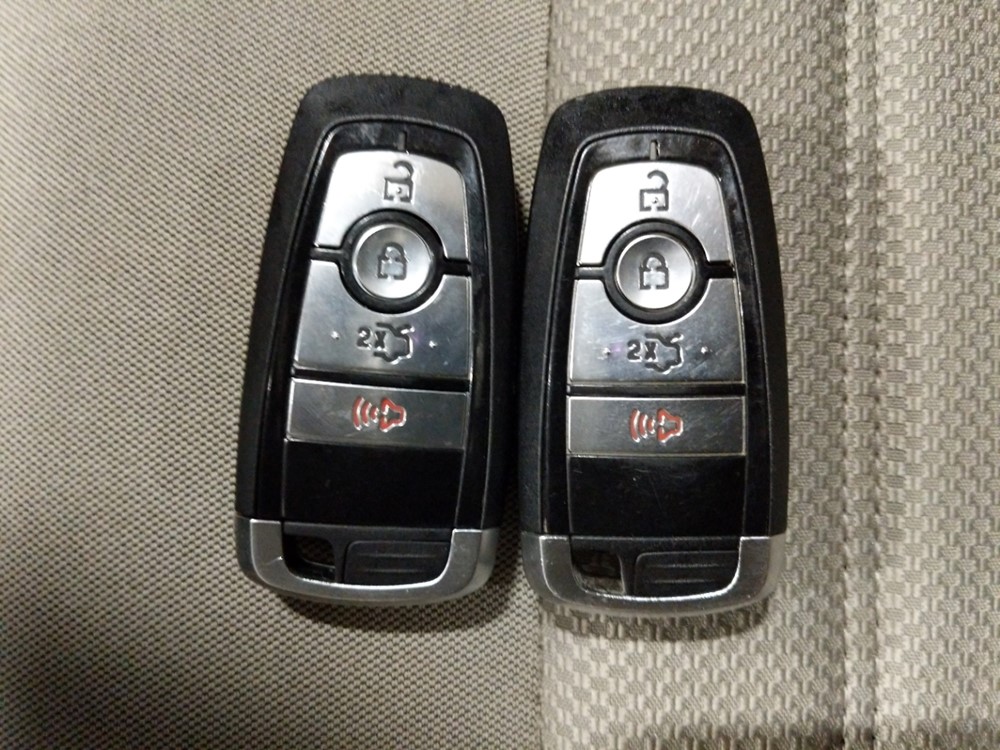 2017 Ford Fusion - Keys