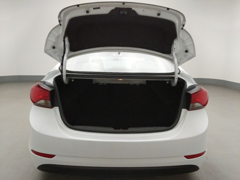 2016 Hyundai Elantra - Trunk