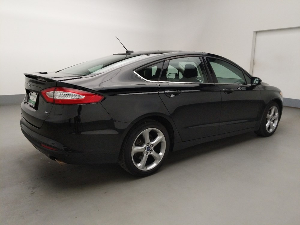 2016 Ford Fusion - Passenger Rear Side