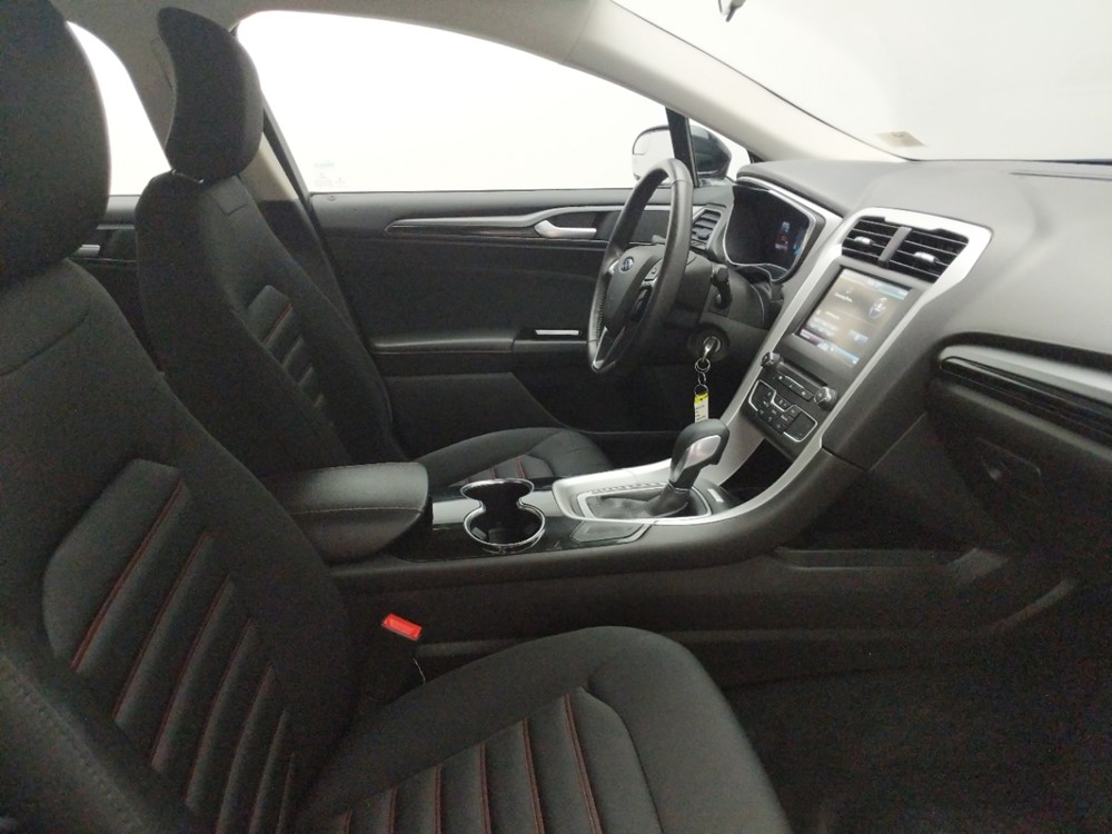 2016 Ford Fusion - Passenger Front Seat