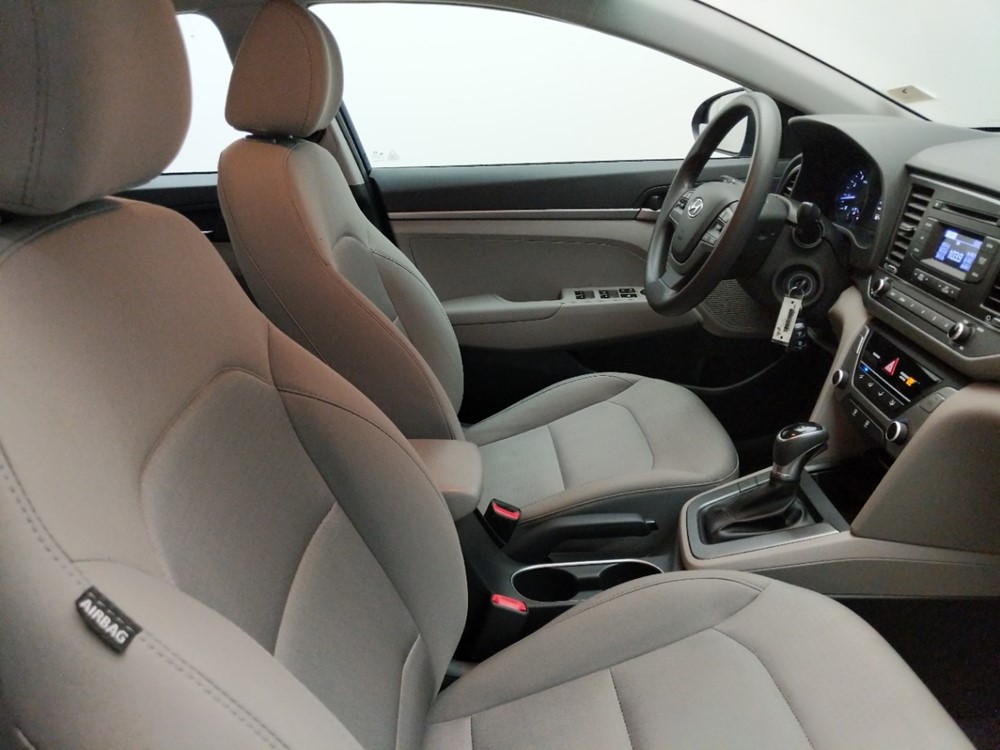 2017 Hyundai Elantra - Passenger Front Seat