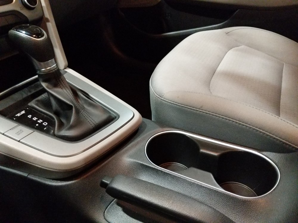 2017 Hyundai Elantra - Center Console/Cup Holders