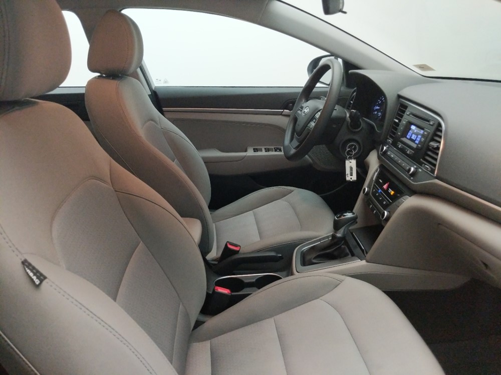 2017 Hyundai Elantra - Passenger Front Seat