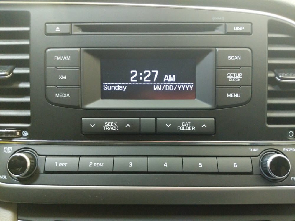 2017 Hyundai Elantra - Stereo Package