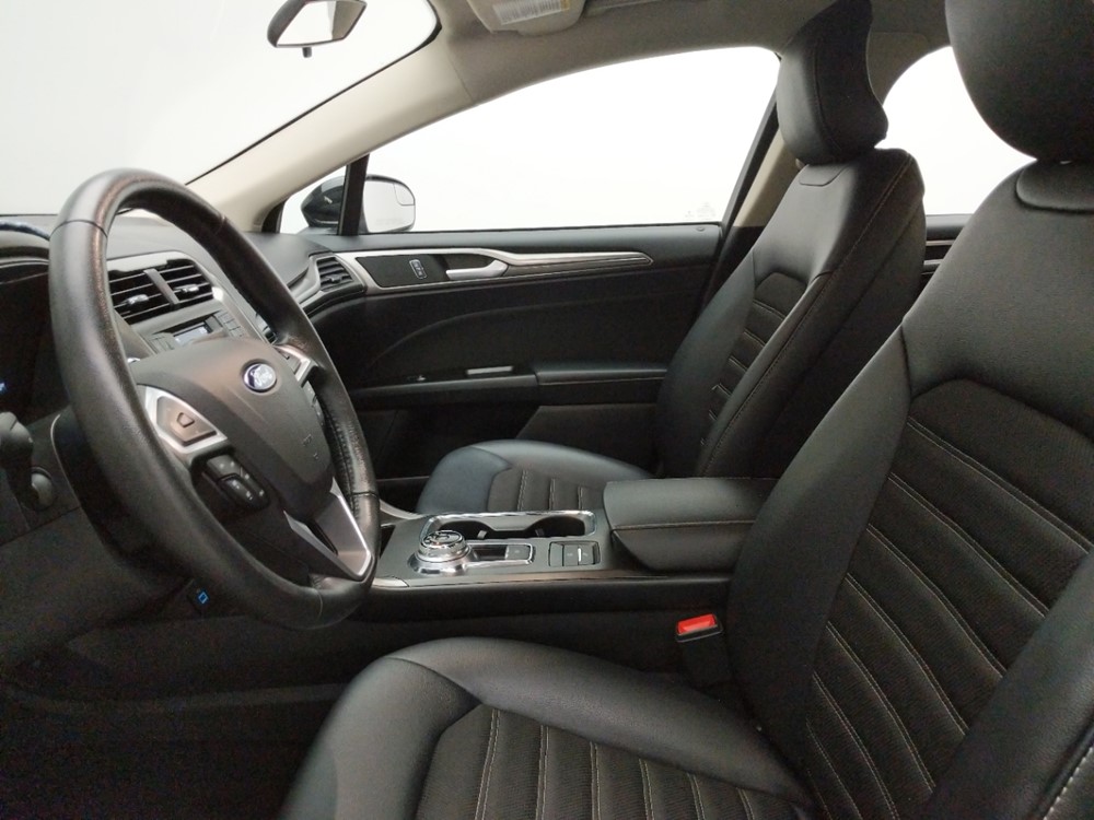 2017 Ford Fusion - Driver Front Seat
