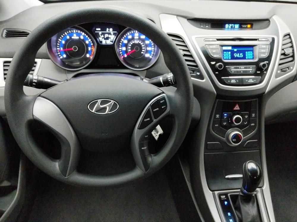 2016 Hyundai Elantra - Driver Dash