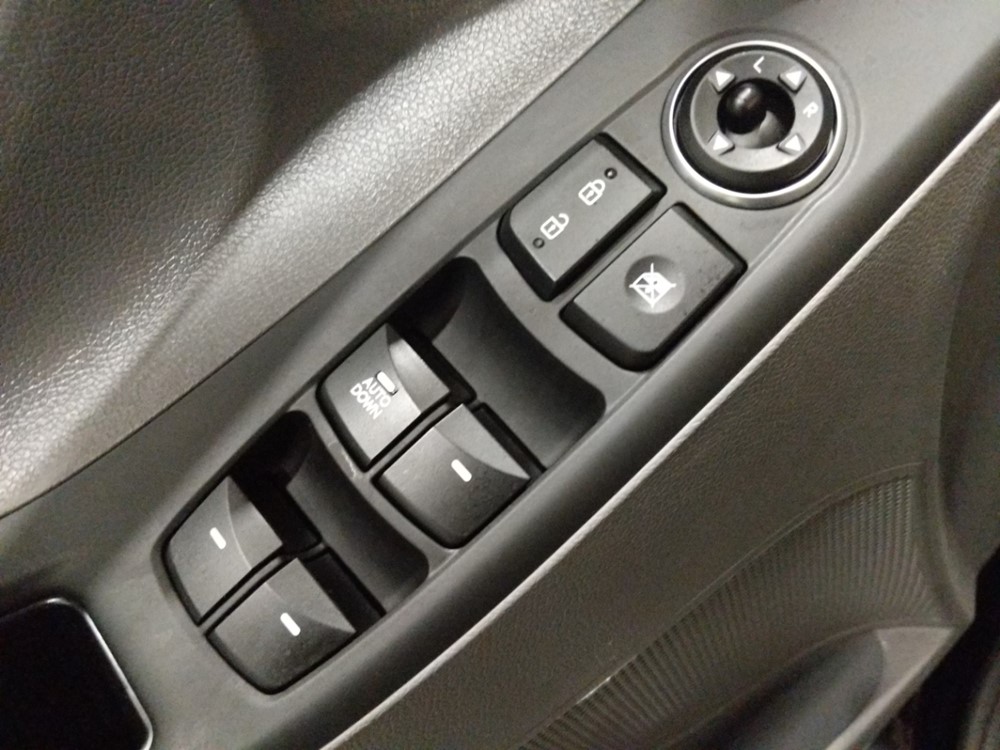 2016 Hyundai Elantra - Driver Power Windows/Lock Control