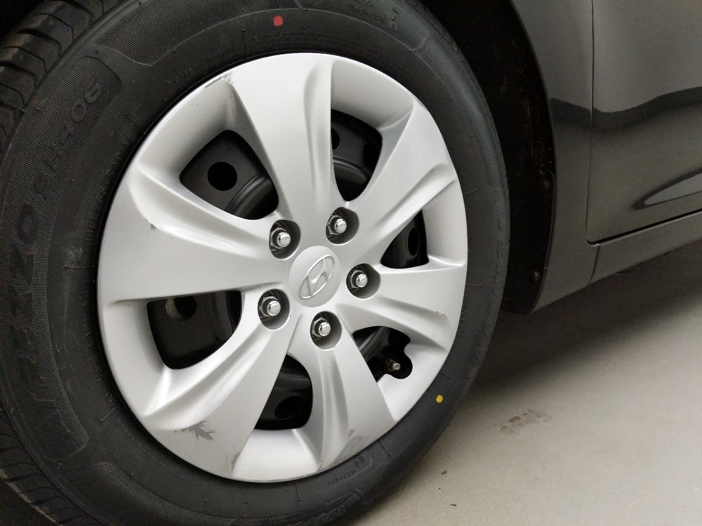 2016 Hyundai Elantra - Wheel