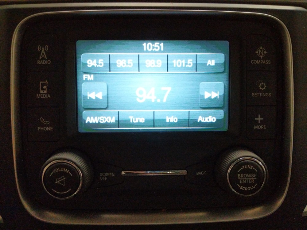 2017 Dodge Ram 1500 - Stereo Package