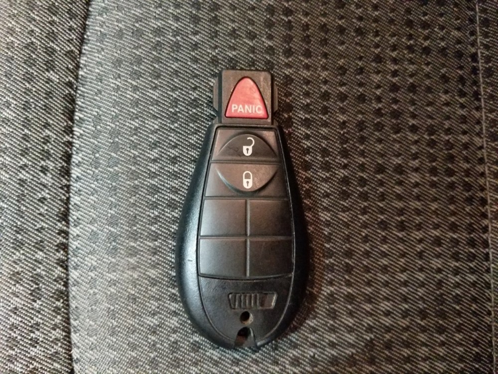 2017 Dodge Ram 1500 - Keys