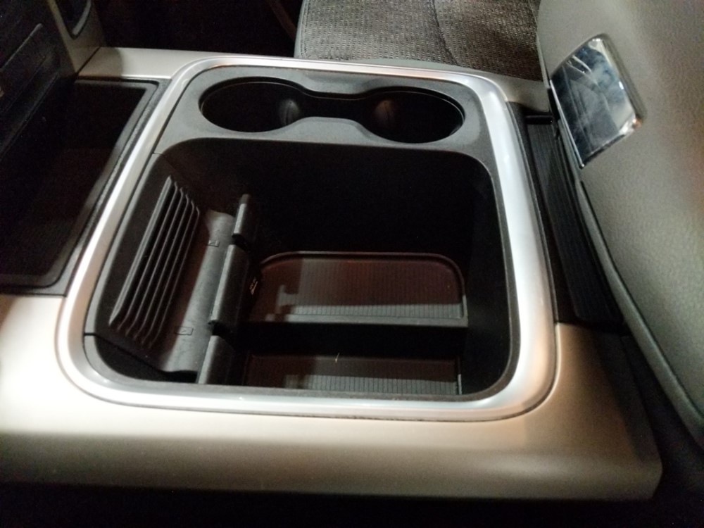 2017 Dodge Ram 1500 - Center Console/Cup Holders