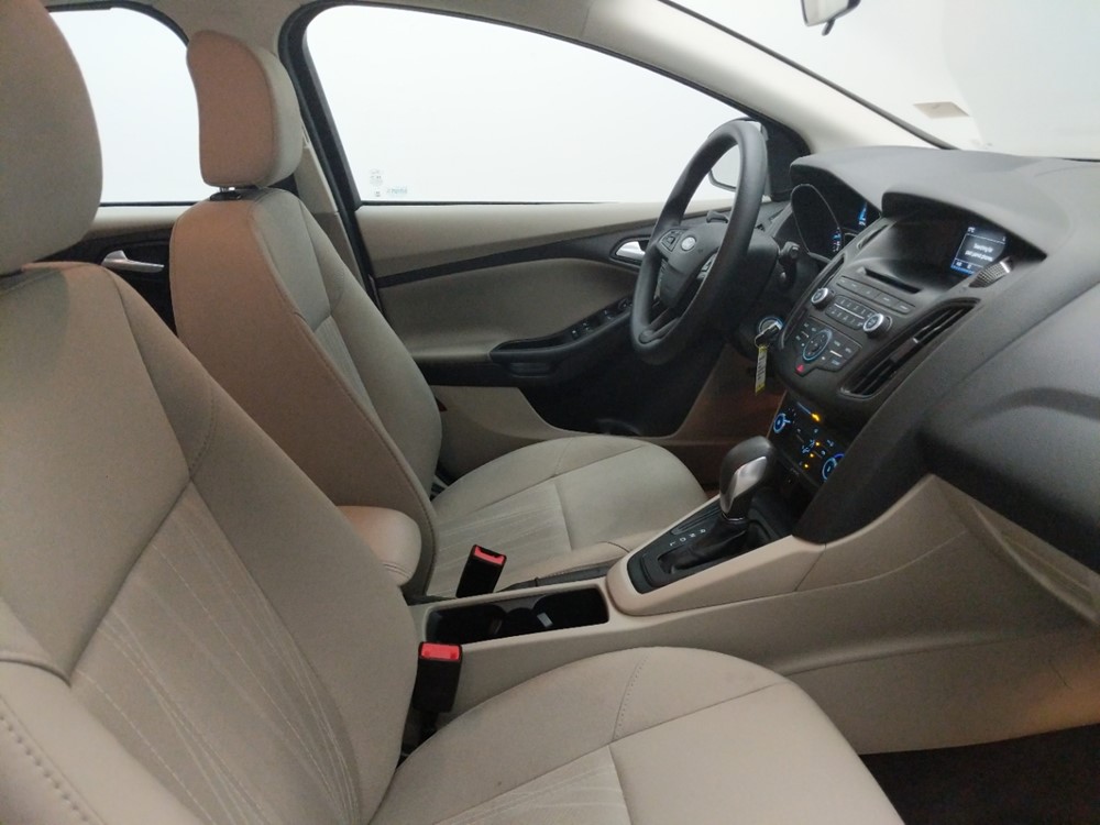 2017 Ford Focus - Passenger Front Seat