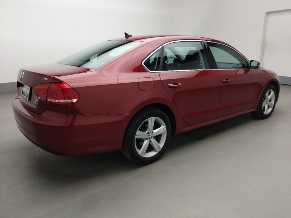 2015 Volkswagen Passat - Passenger Rear Side