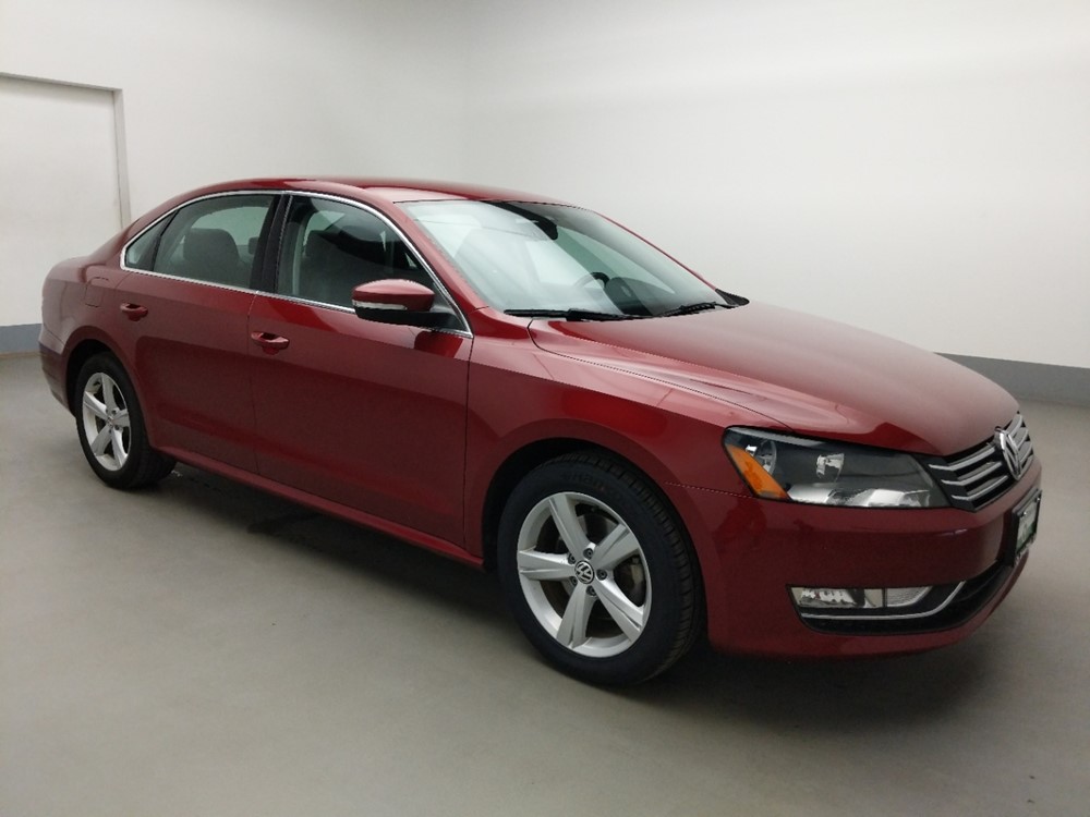 2015 Volkswagen Passat - Passenger Front Side