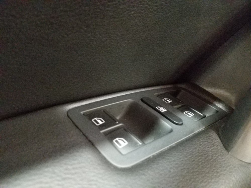 2015 Volkswagen Passat - Driver Power Windows/Lock Control