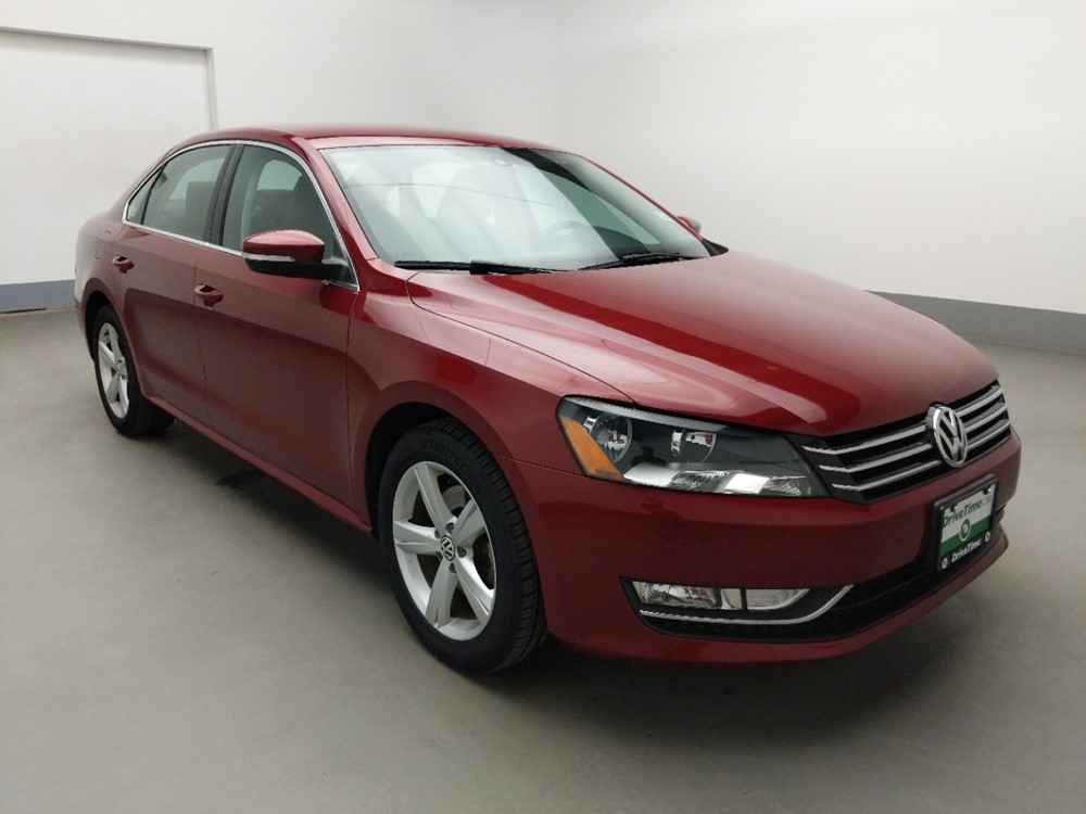 2015 Volkswagen Passat - Passenger Front Bumper