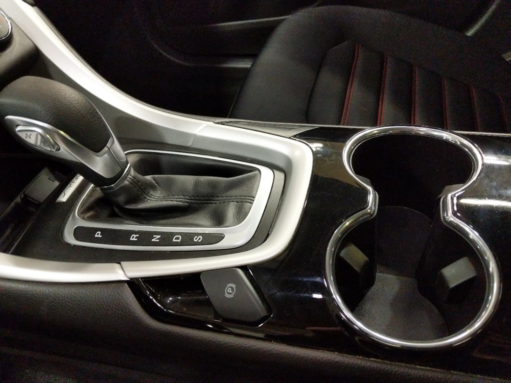 2016 Ford Fusion - Center Console/Cup Holders