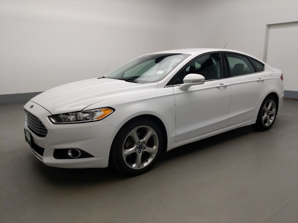 2016 Ford Fusion - Driver Front Side