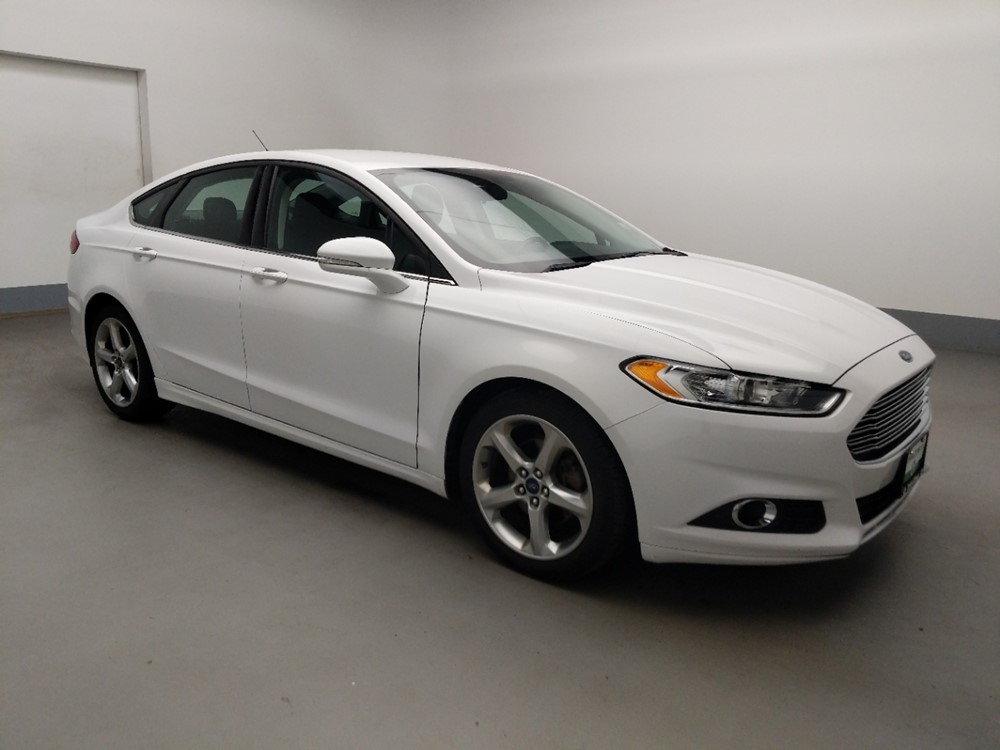 2016 Ford Fusion - Passenger Front Side