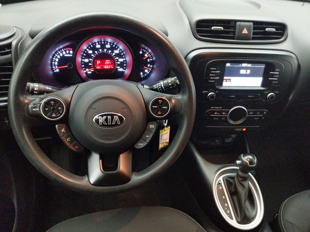 2017 Kia Soul - Driver Dash