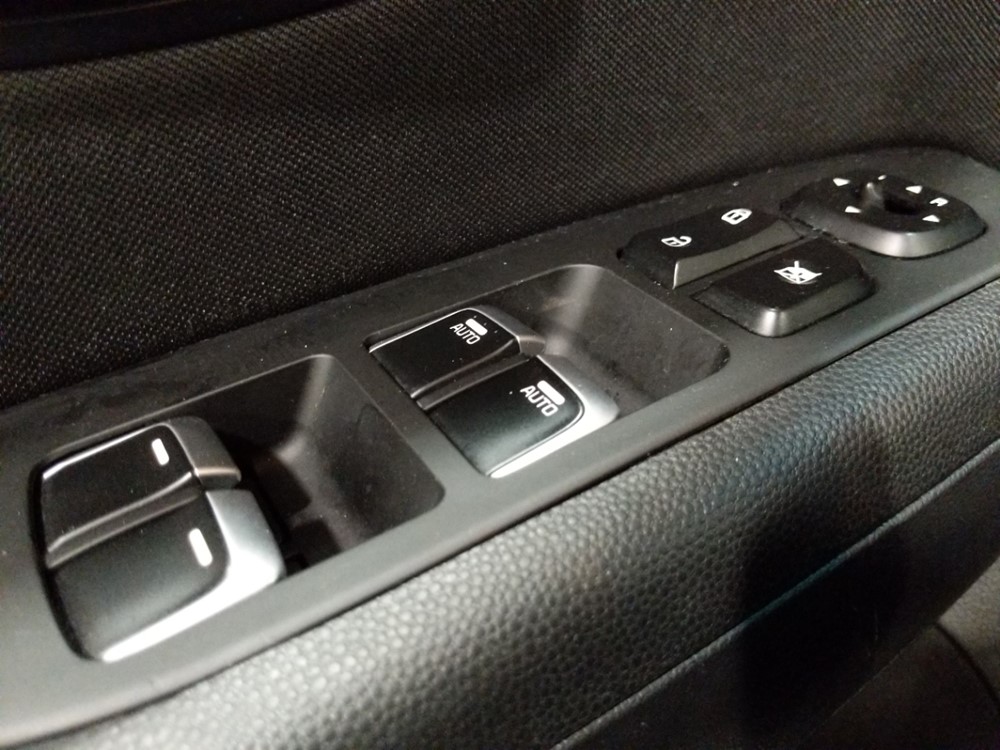 2017 Kia Soul - Driver Power Windows/Lock Control