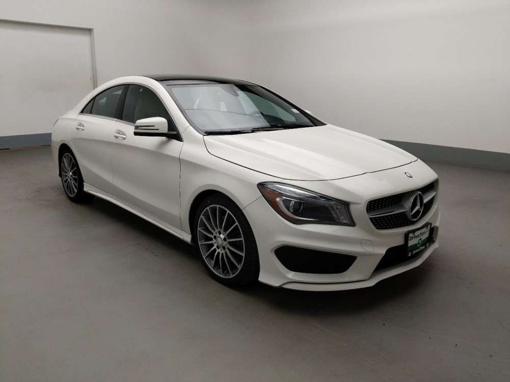 2016 Mercedes-Benz CLA250 - Passenger Front Bumper