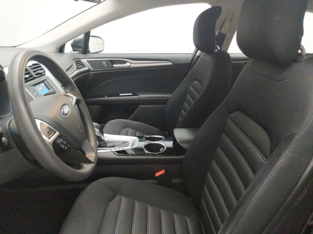 2014 Ford Fusion - Driver Front Seat