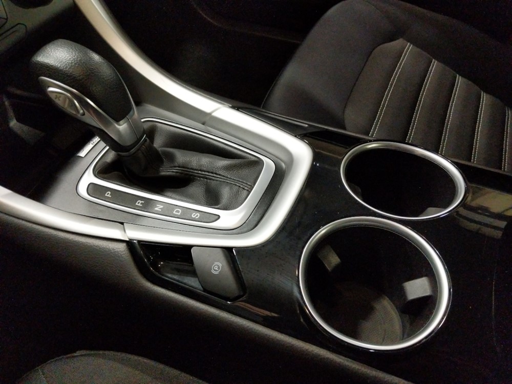2014 Ford Fusion - Center Console/Cup Holders