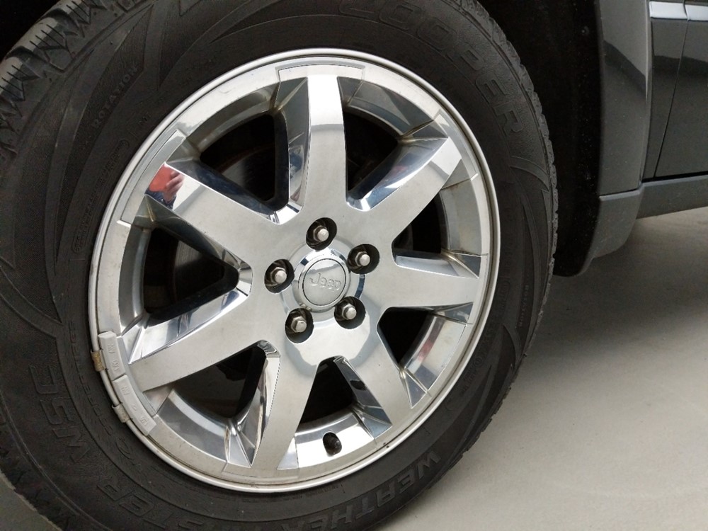 2012 Jeep Liberty - Wheel