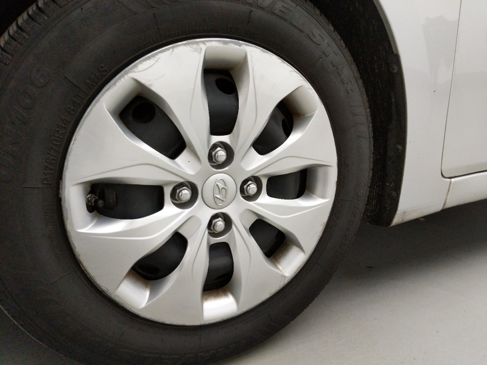 2017 Hyundai Accent - Wheel