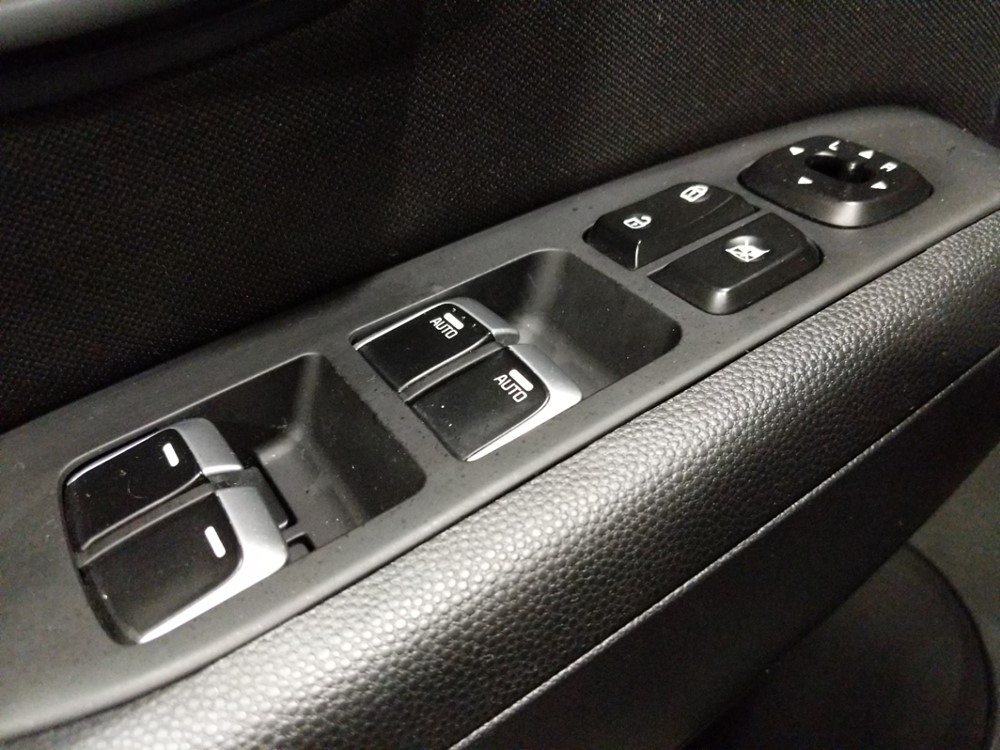 2017 Kia Soul - Driver Power Windows/Lock Control