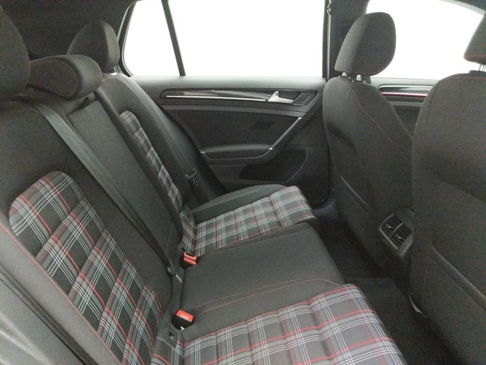 2017 Volkswagen Golf - Passenger Rear Seat