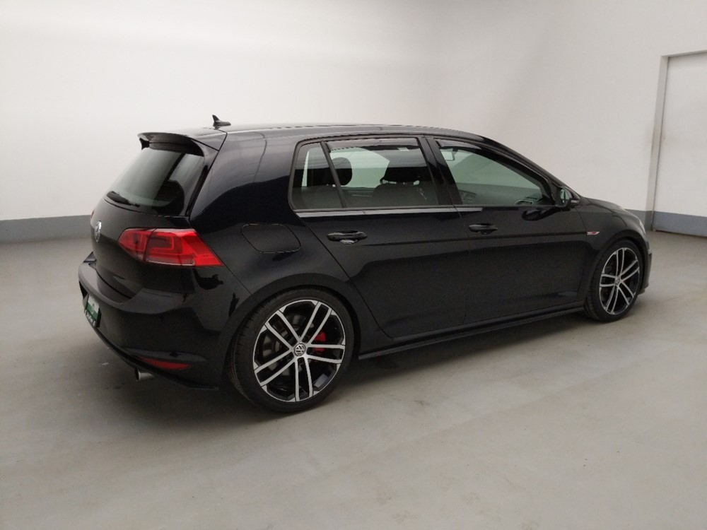 2017 Volkswagen Golf - Passenger Rear Side