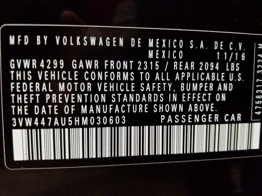 2017 Volkswagen Golf - VIN Plate