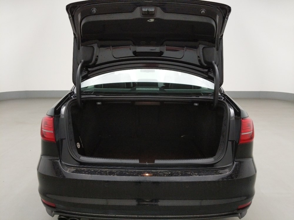 2016 Volkswagen Jetta - Trunk