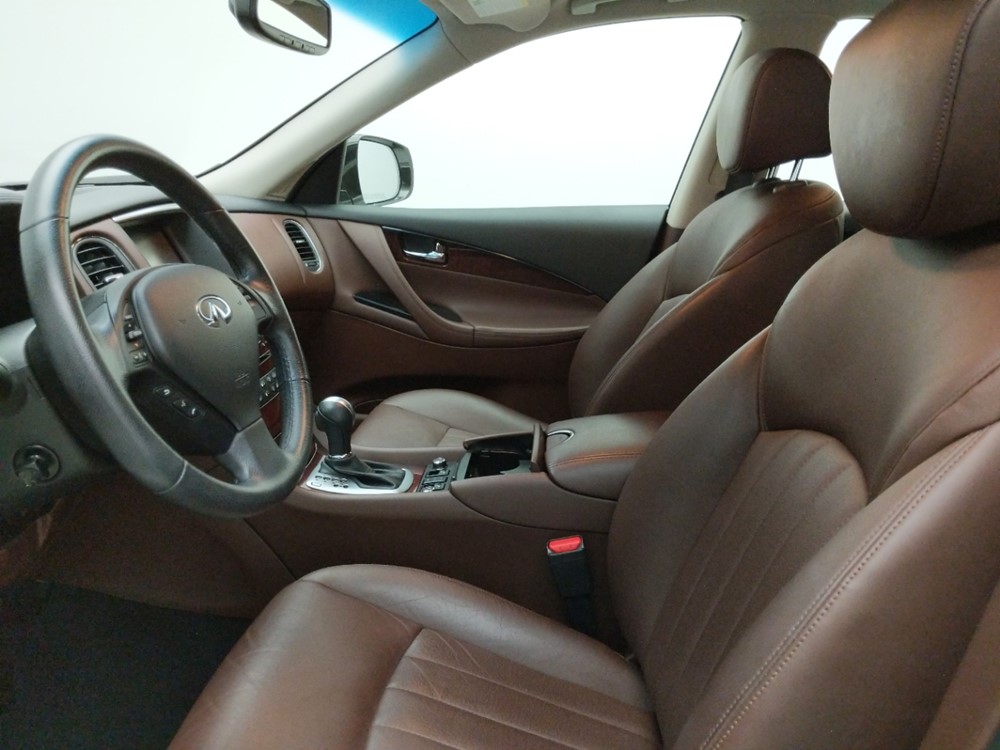 2016 INFINITI QX50 - Driver Front Seat