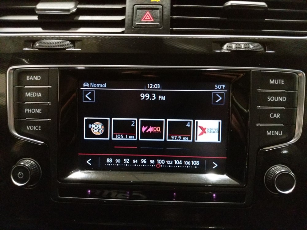 2015 Volkswagen Golf - Stereo Package