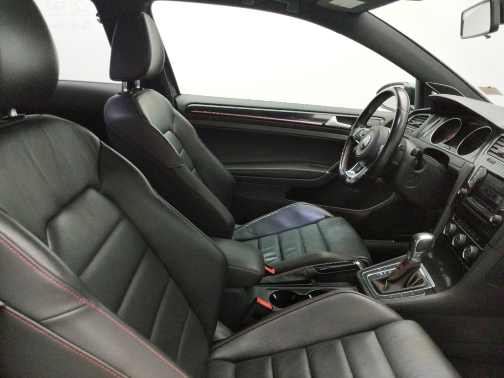 2015 Volkswagen Golf - Passenger Front Seat