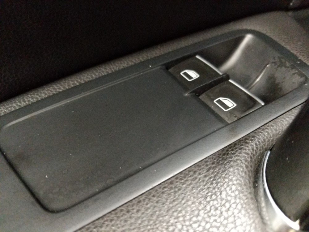 2015 Volkswagen Golf - Driver Power Windows/Lock Control