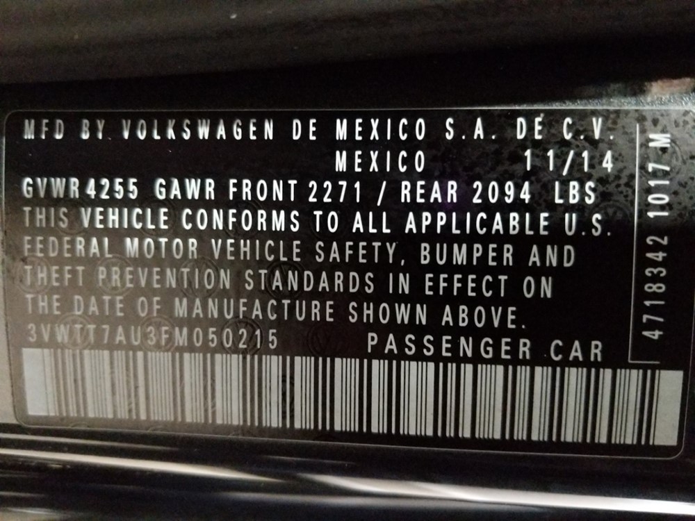 2015 Volkswagen Golf - VIN Plate