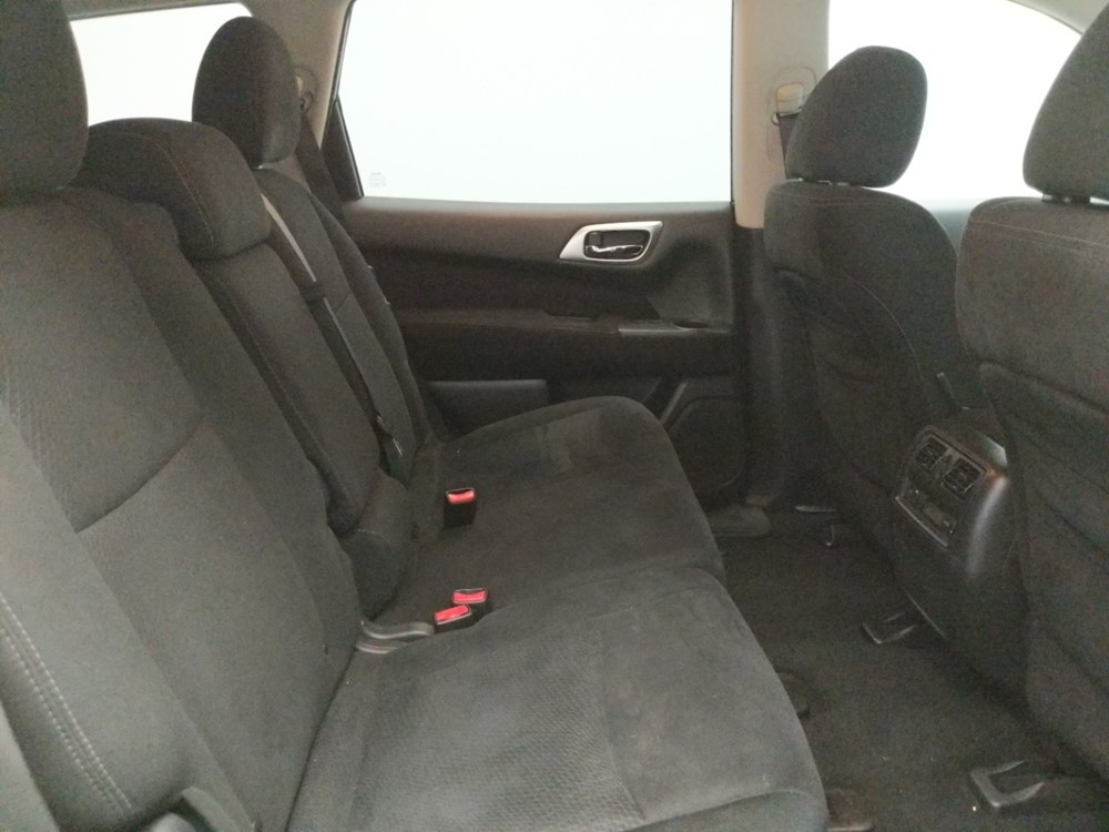 2013 Nissan Pathfinder - Passenger Rear Seat